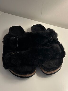 Black Faux Fur Slide hard bottom slippers